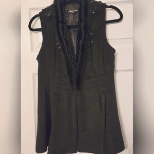 Milano 7th Italy Black Sleeveless Vest with Fur Lace Beaded Velvet Trim Sz S